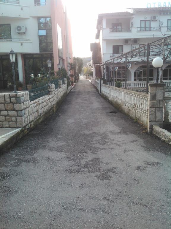 Apartmani Dado Ulcinj Exterior photo