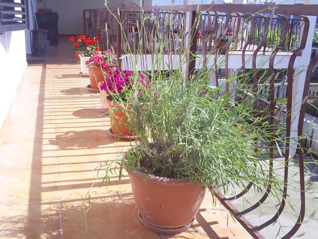 Apartmani Dado Ulcinj Exterior photo