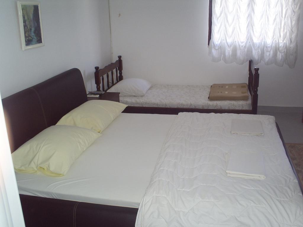 Apartmani Dado Ulcinj Exterior photo