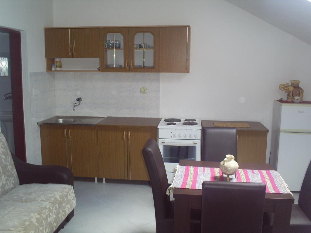Apartmani Dado Ulcinj Exterior photo