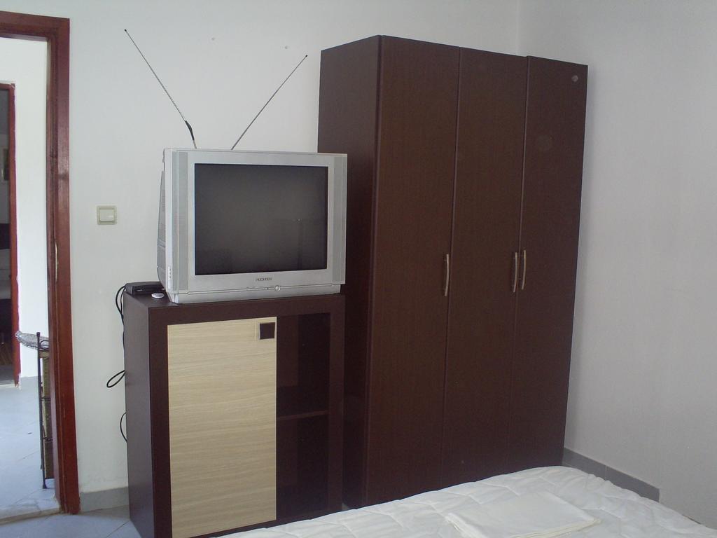 Apartmani Dado Ulcinj Exterior photo