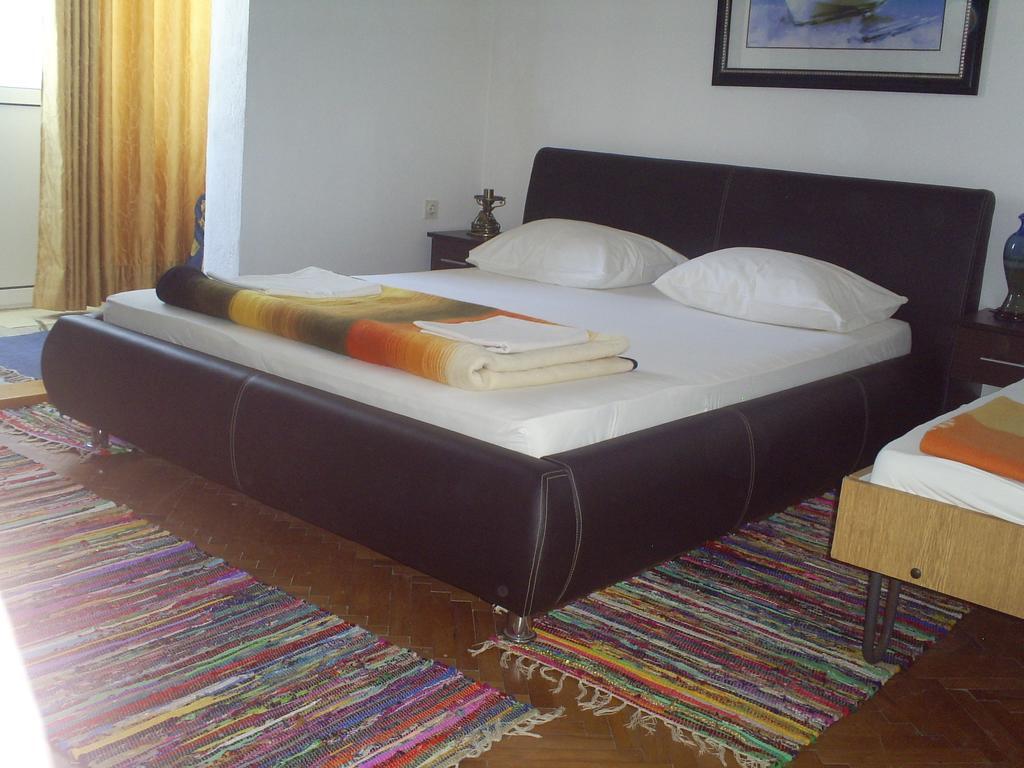 Apartmani Dado Ulcinj Exterior photo